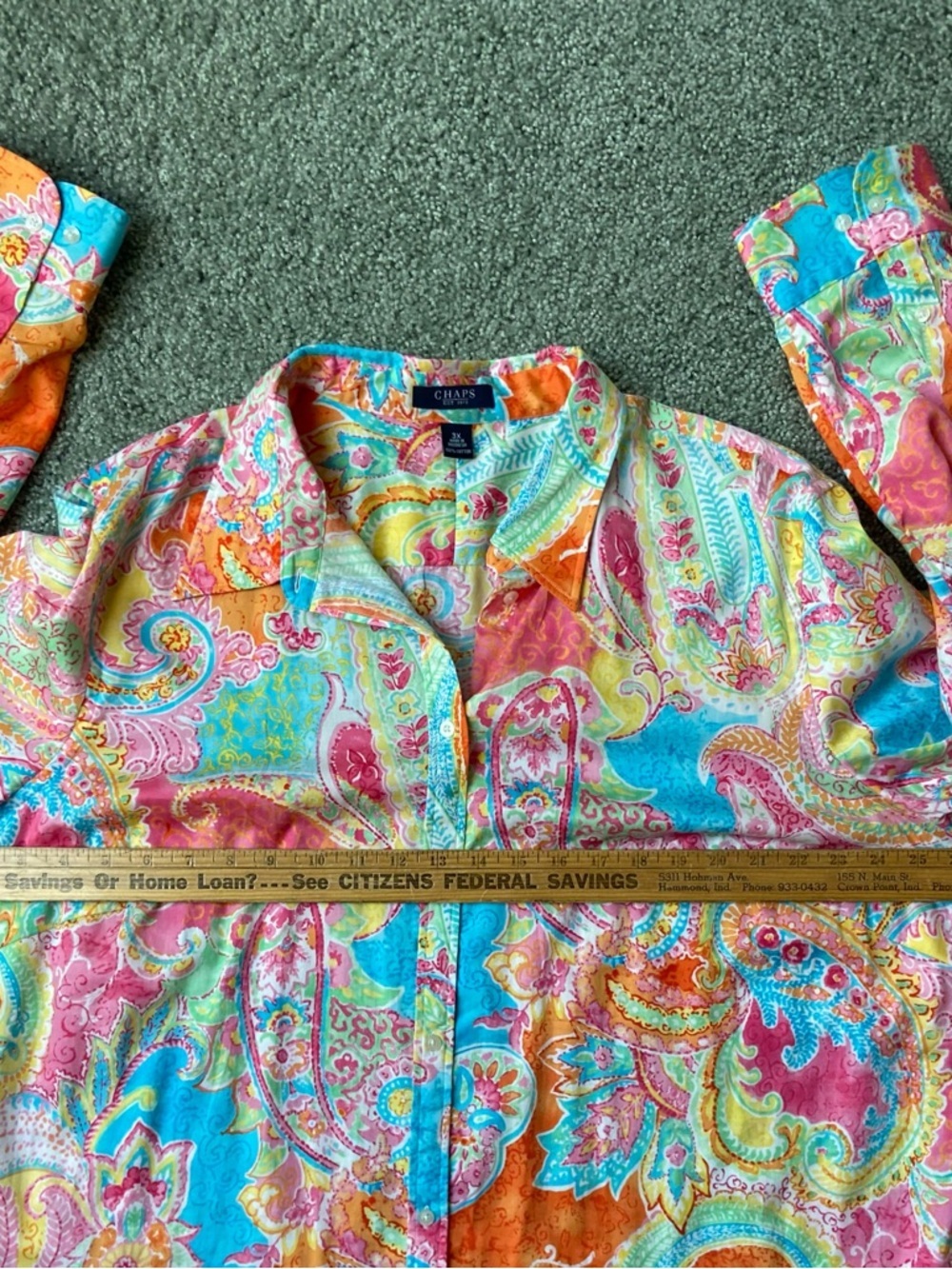 Chaps Like New Vibrant women's button up top. Size 3X - Picture 9 of 12